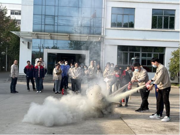 Nanjing Shiheng Electronics ha tenuto un briefing sugli incendi ed un'esercitazione antincendio